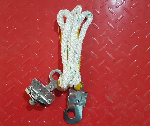 Vertical Fall Arrester/Auto Stop